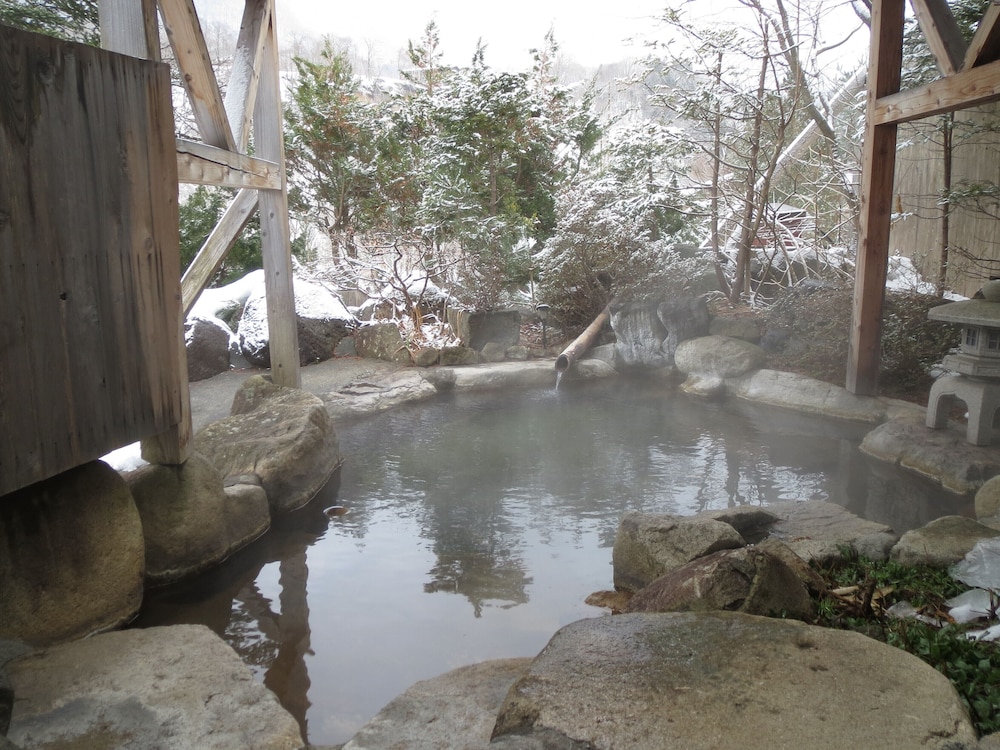 旅館 山水 高山
