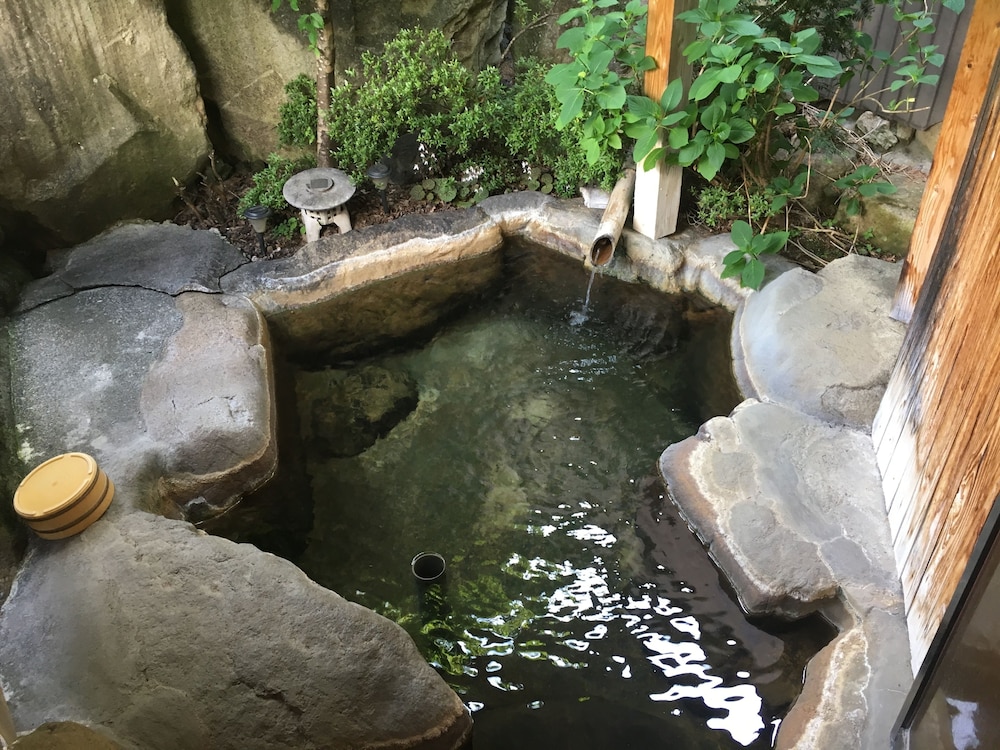 旅館 山水 高山