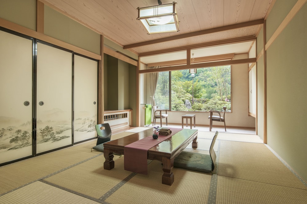 奥飛騨 薬師のゆ 本陣 高山