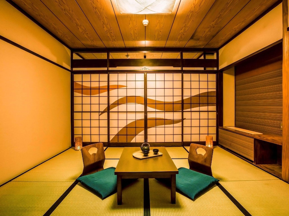 大江戸温泉物語PREMIUM 下呂本館 高山