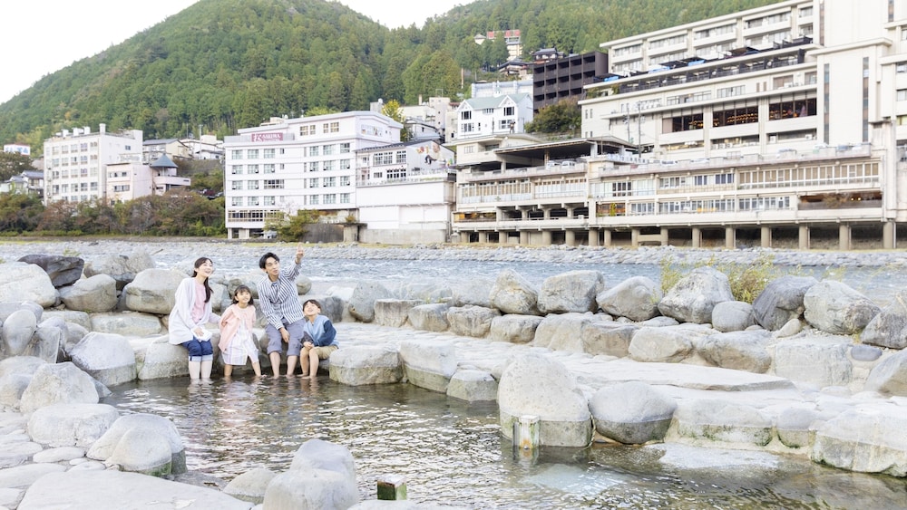 大江戸温泉物語PREMIUM 下呂本館 高山