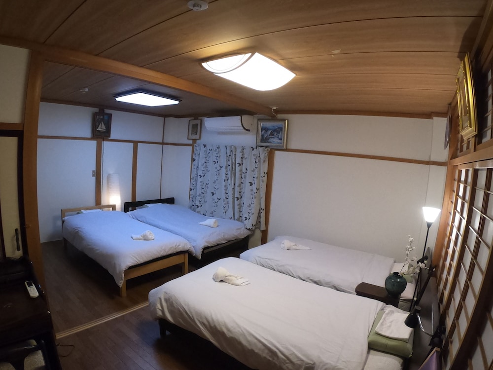 ゲストハウス タニャポーン 高山