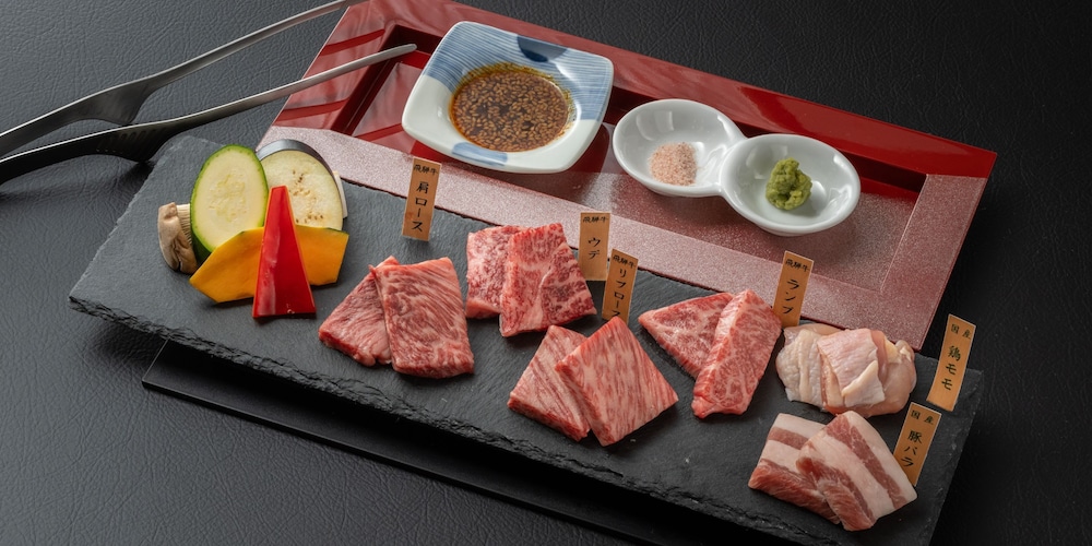 旅館 岐山 高山