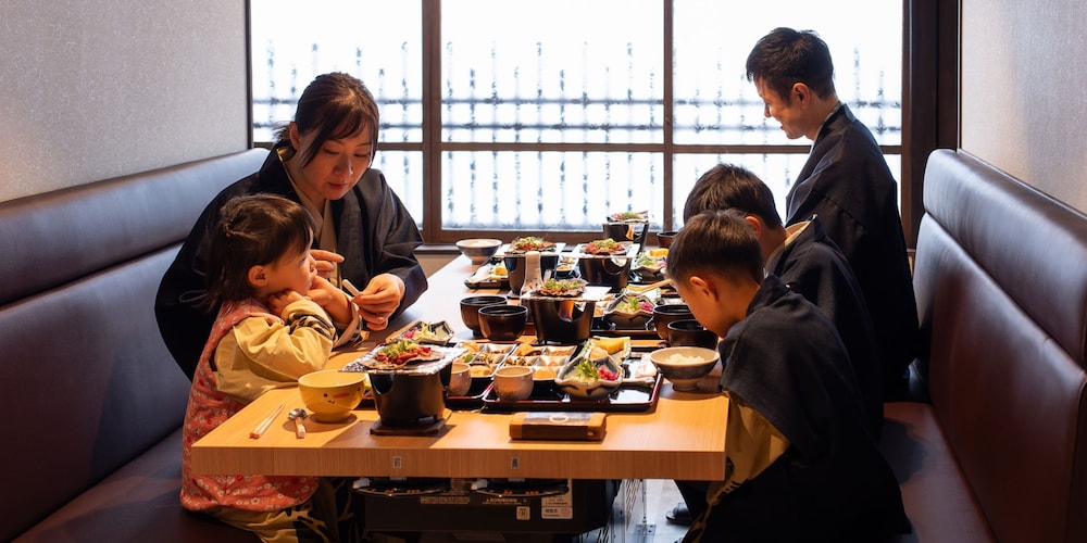 旅館 岐山 高山