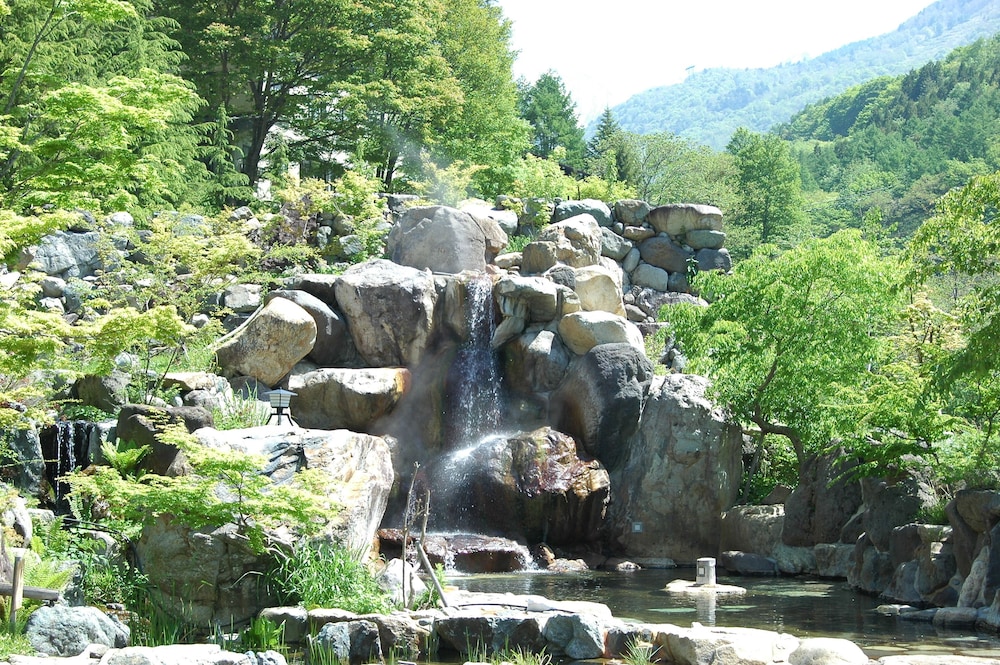 水明館 佳留萱山荘 高山