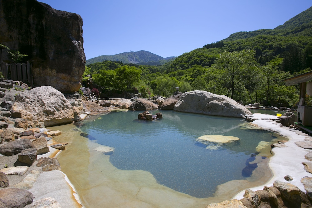 水明館 佳留萱山荘 高山