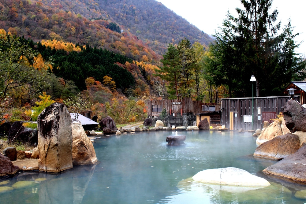水明館 佳留萱山荘 高山