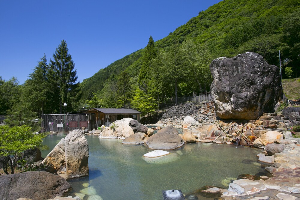 水明館 佳留萱山荘 高山