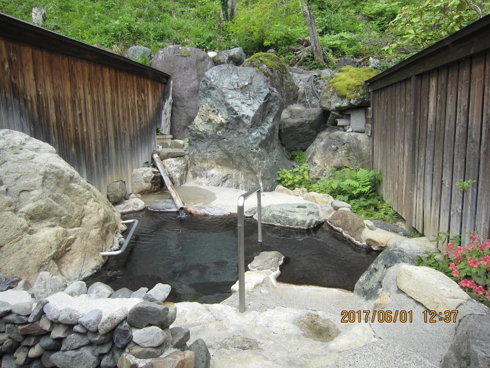 RYOKAN FUJIYA 高山