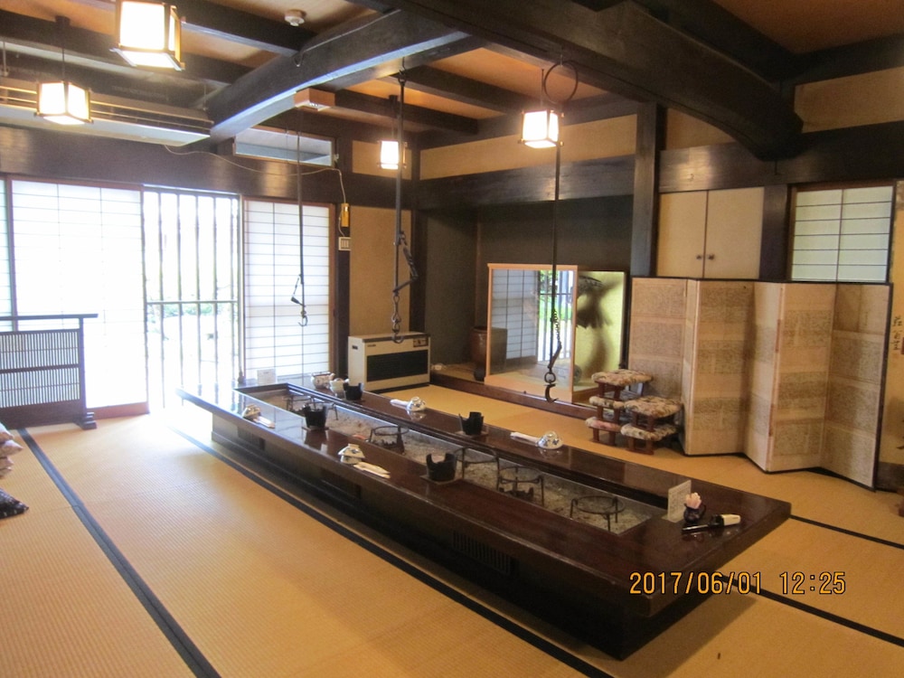 RYOKAN FUJIYA 高山