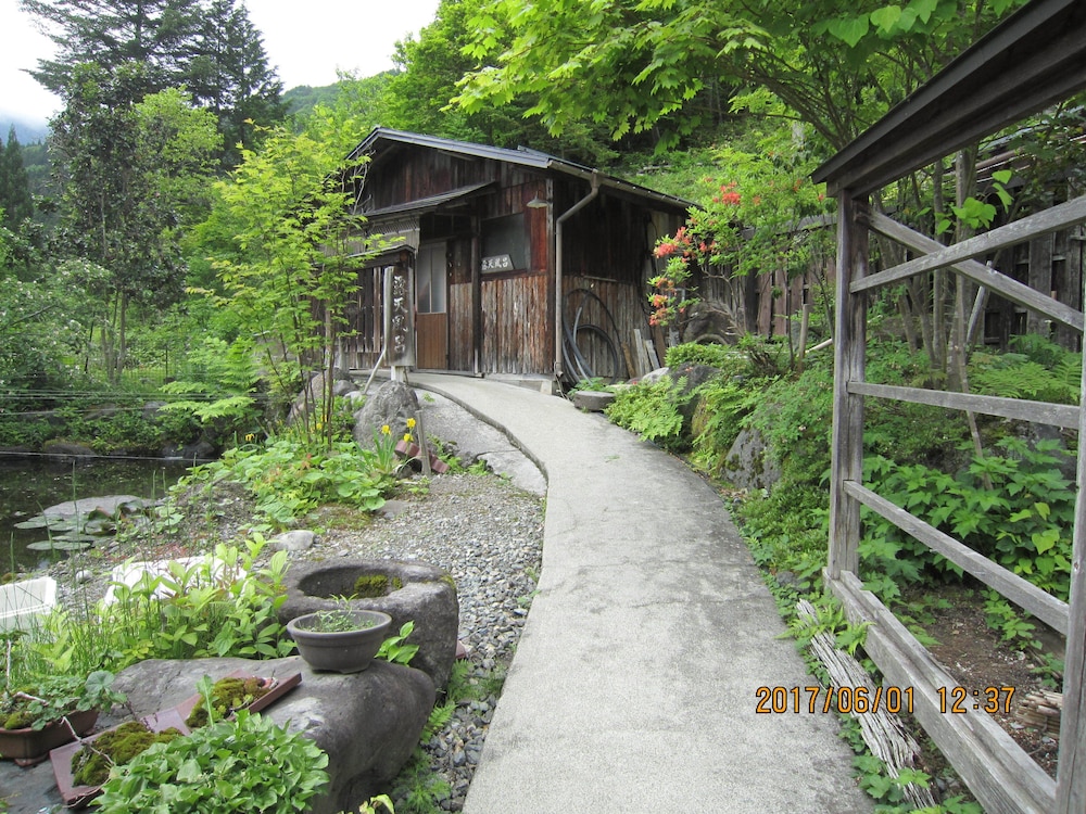 RYOKAN FUJIYA 高山