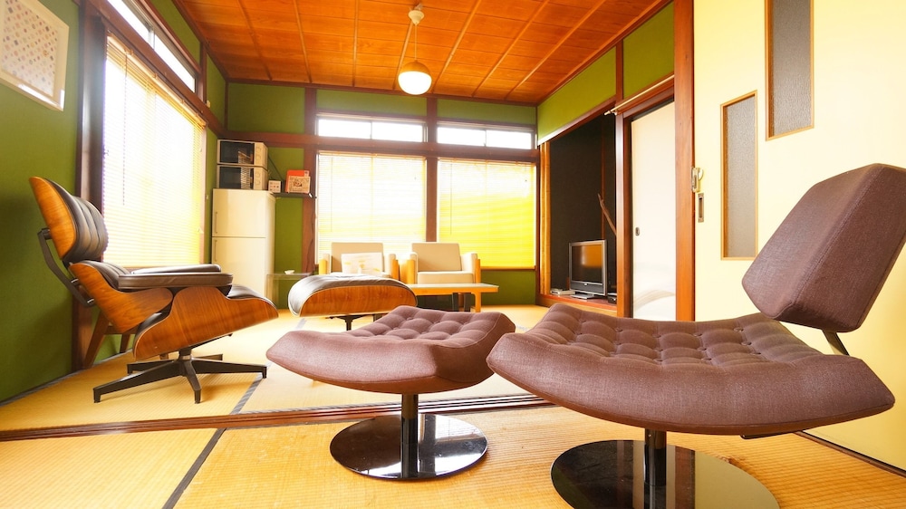 SUPER TOMATO HOUSE TAKAYAMA 高山
