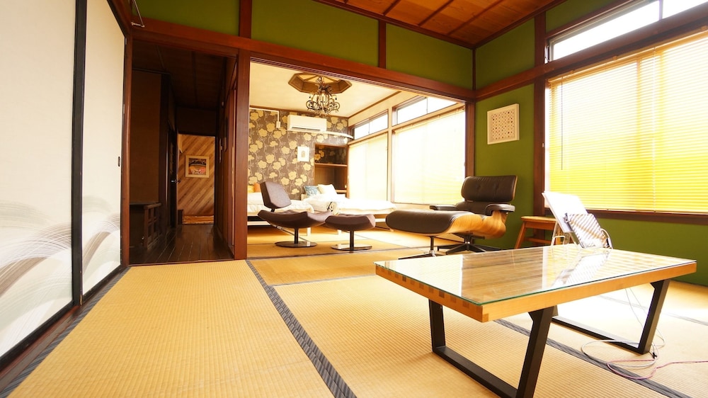 SUPER TOMATO HOUSE TAKAYAMA 高山
