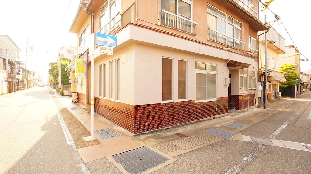 SUPER TOMATO HOUSE TAKAYAMA 高山