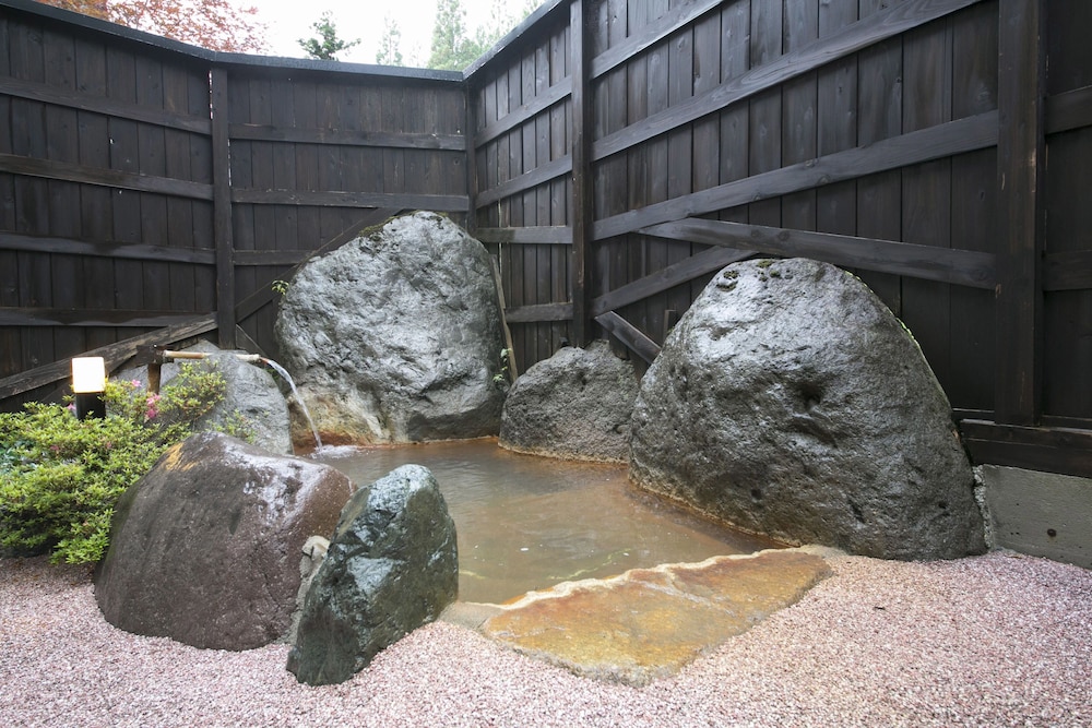 飛騨つづり 朧 高山