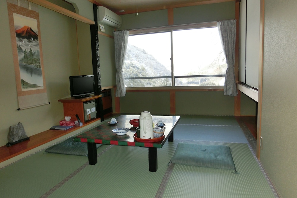 民宿 粋泉荘 高山