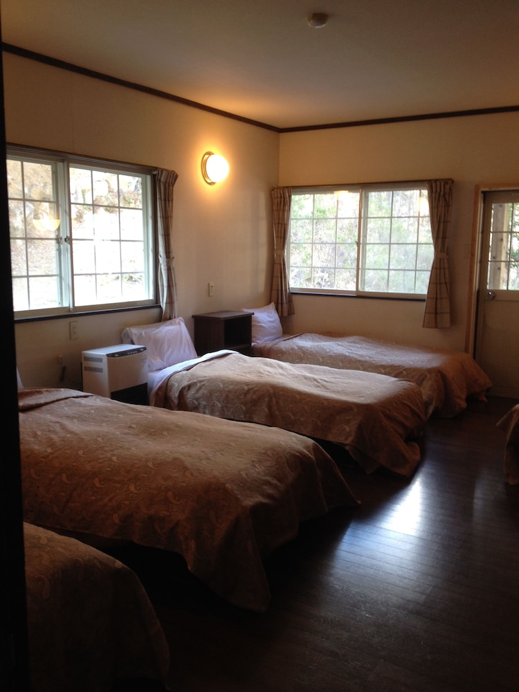 オープンハートペンション平川 高山