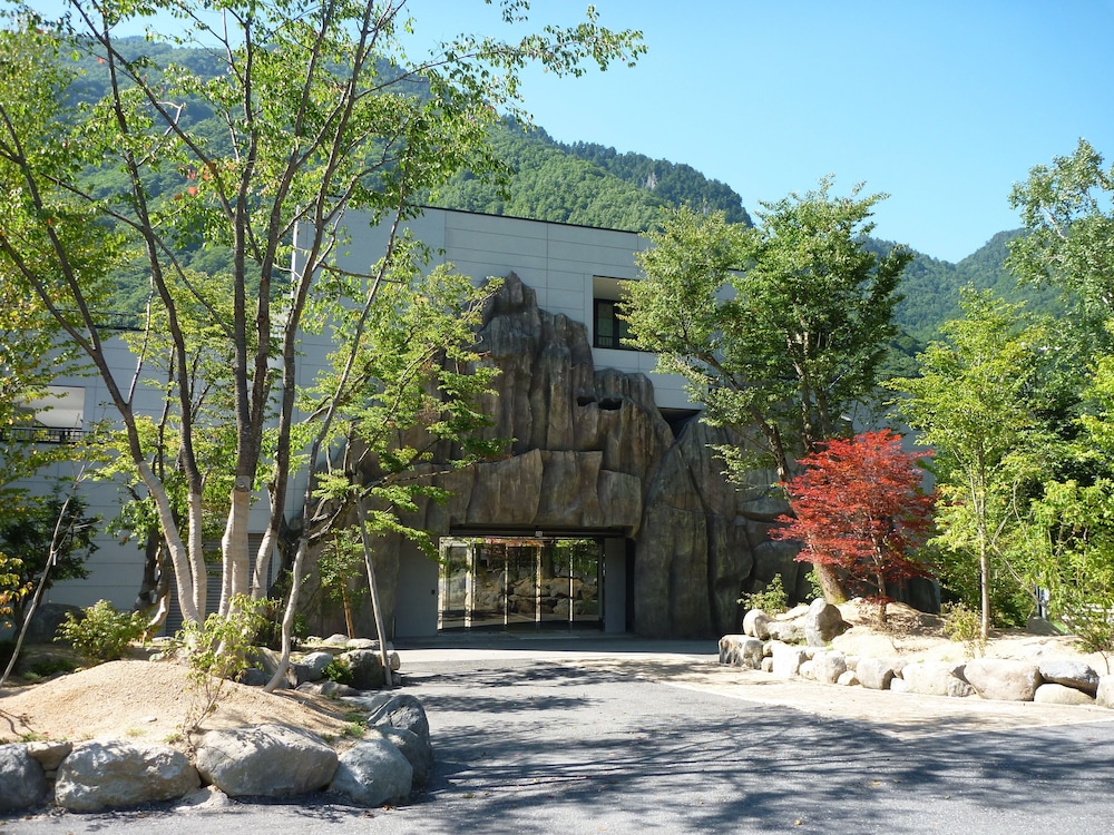中尾高原ホテル　風車 高山