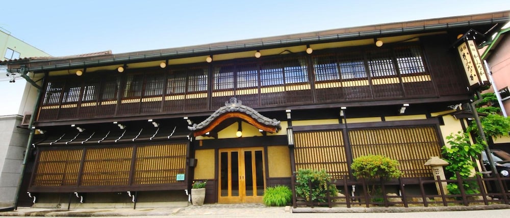 旅館かみなか 高山