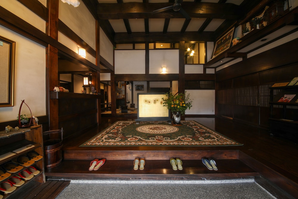 百年古民家 いろり宿 飛騨屋 高山