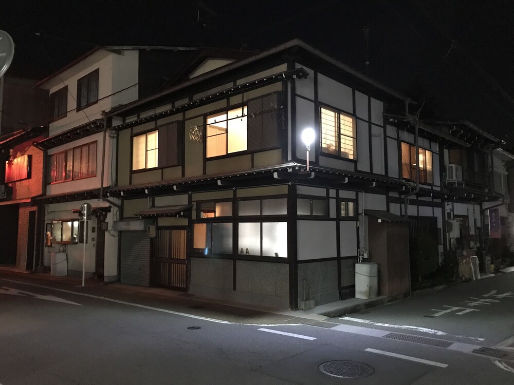 ゲストハウスだるま 高山