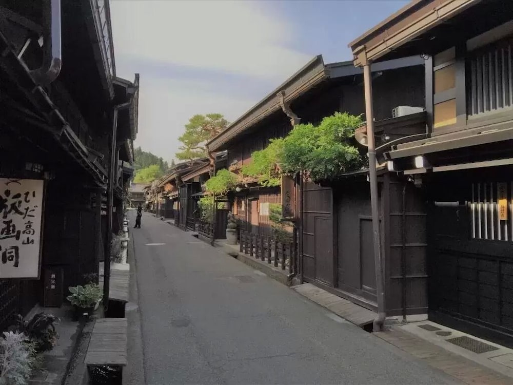 ゲストハウスだるま 高山
