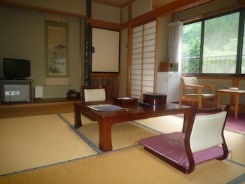 湯庄 福地館 高山
