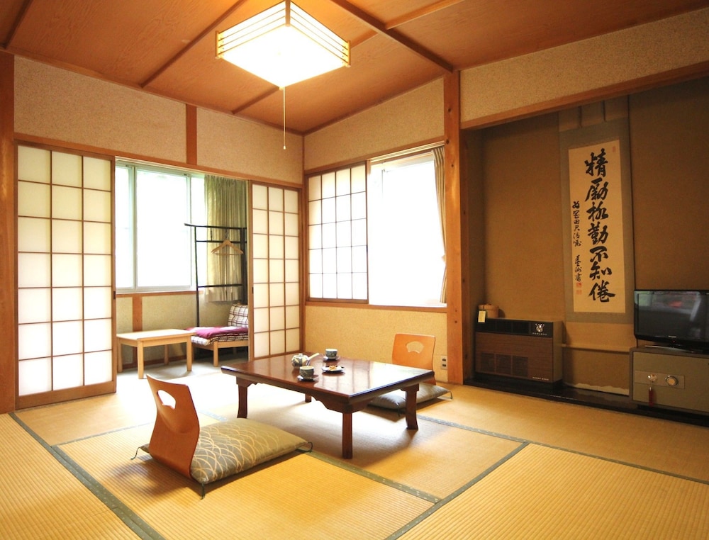 静岳館 高山