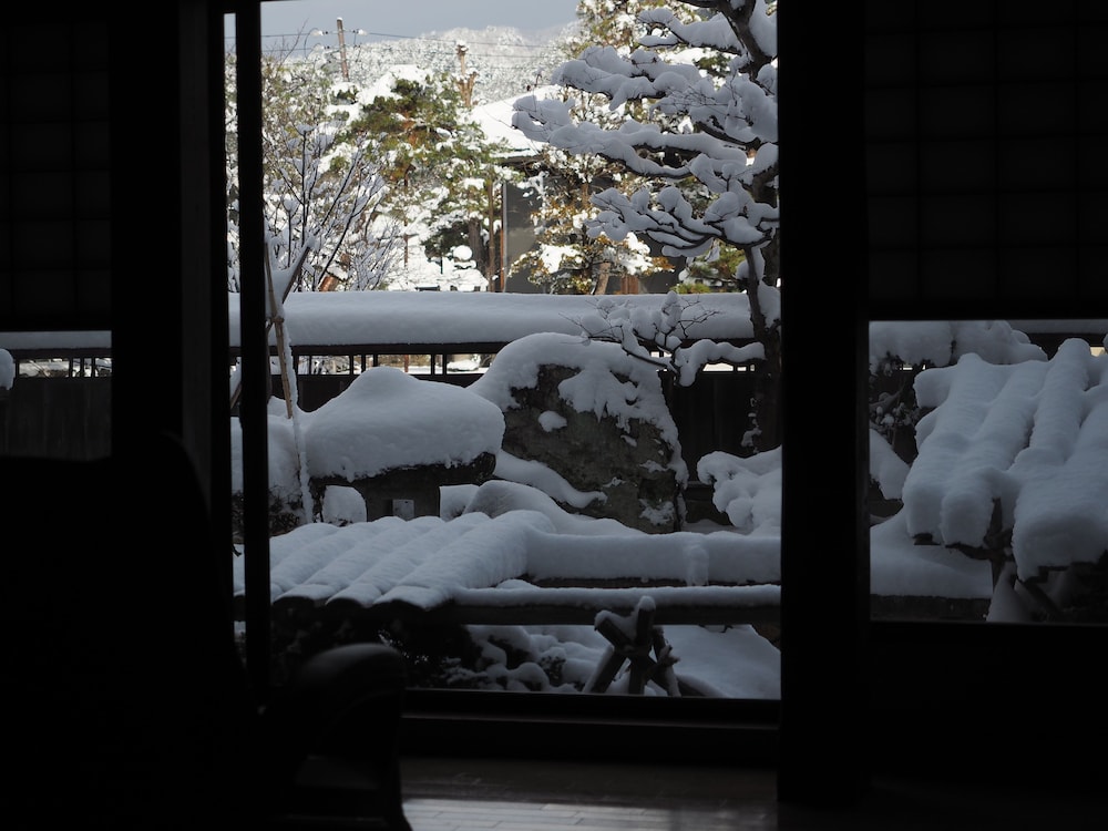 八ツ三館 高山
