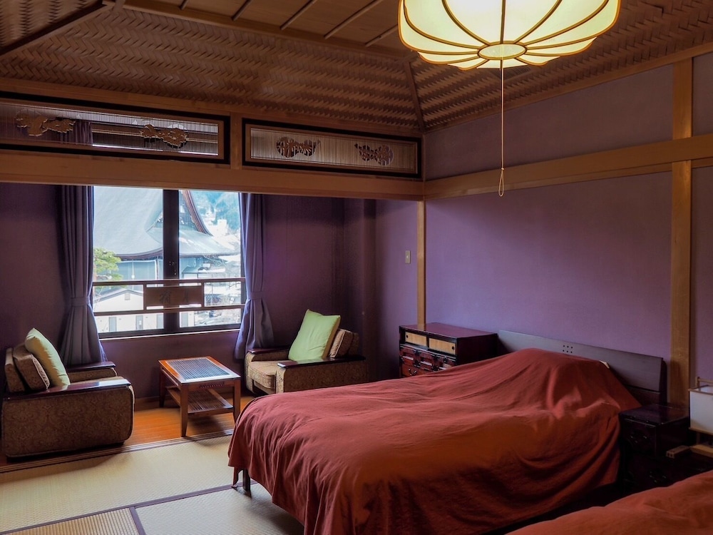 八ツ三館 高山