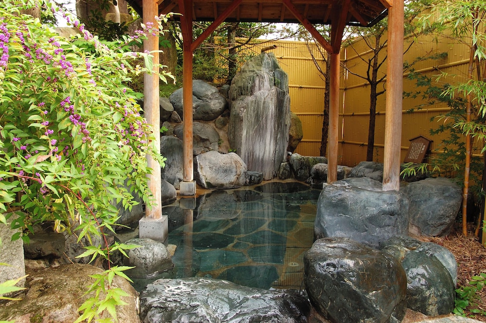 八ツ三館 高山