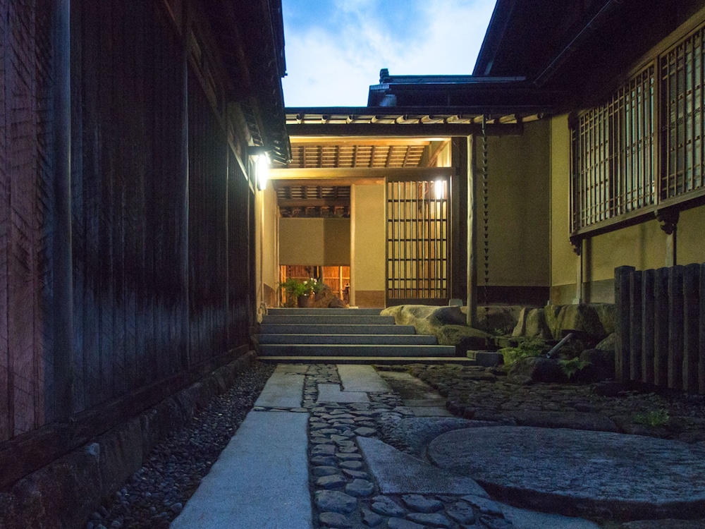 数寄屋・末広の家 高山
