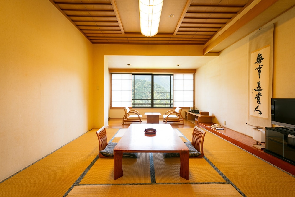 南飛騨・馬瀬川温泉 美輝の里 高山