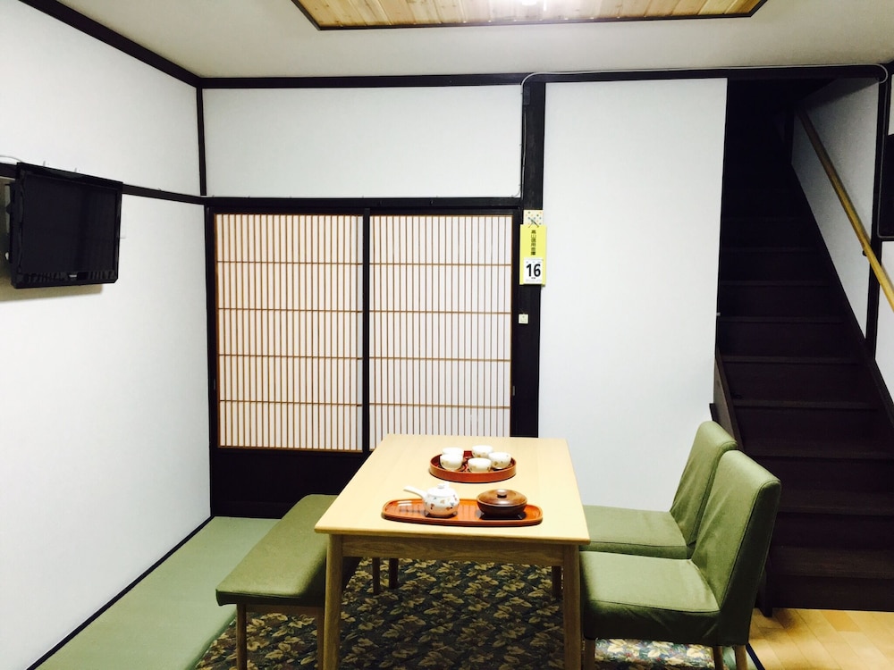うたてい 高山
