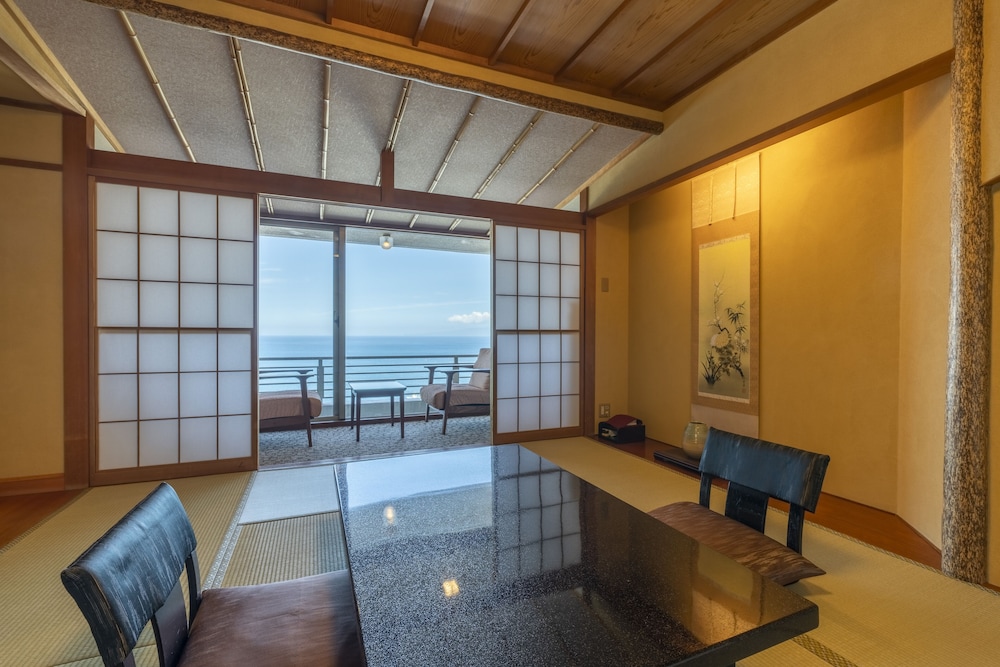 吉祥 CAREN 東伊豆