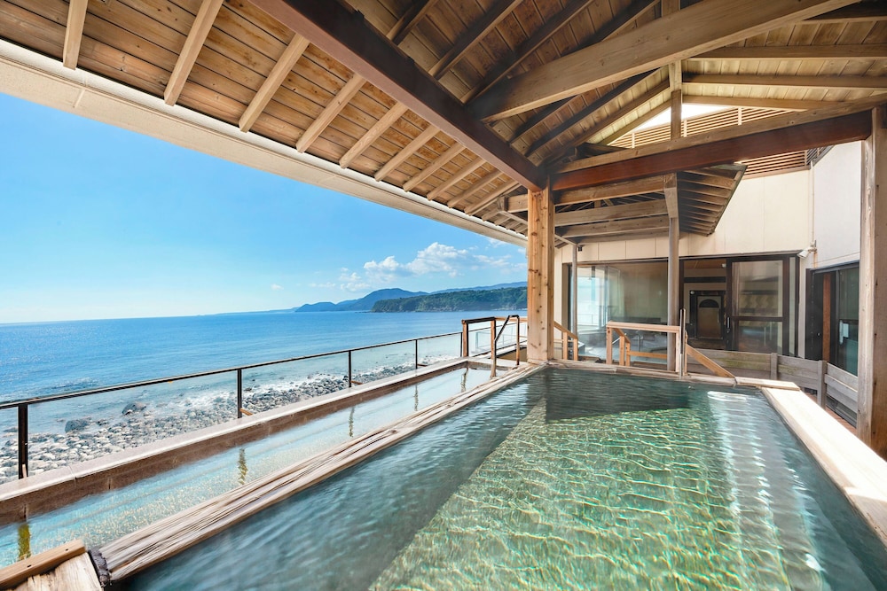 心湯の宿 ～SAZANA～ 東伊豆