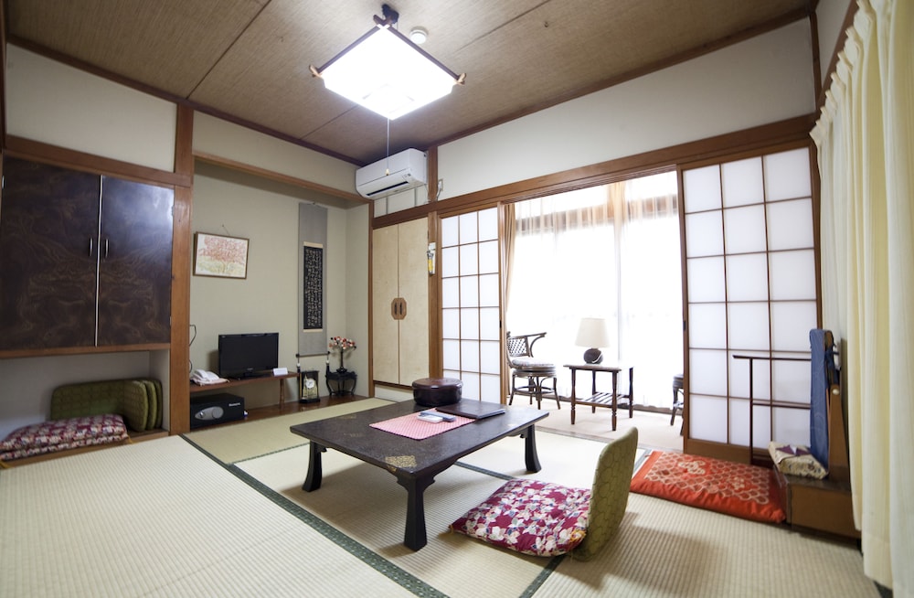 日の出屋旅館 東伊豆