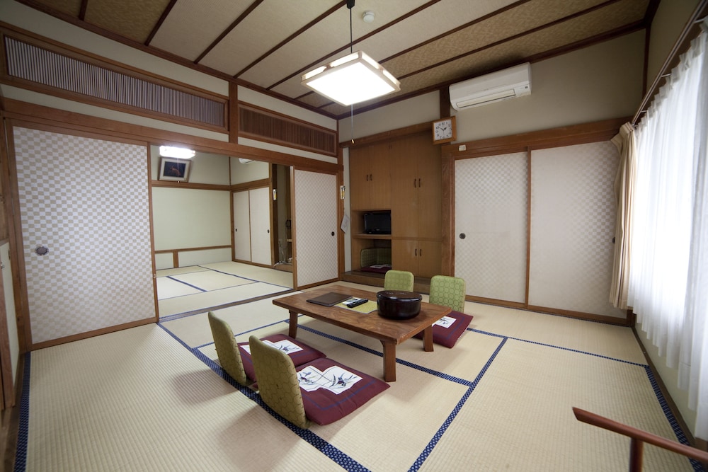 日の出屋旅館 東伊豆
