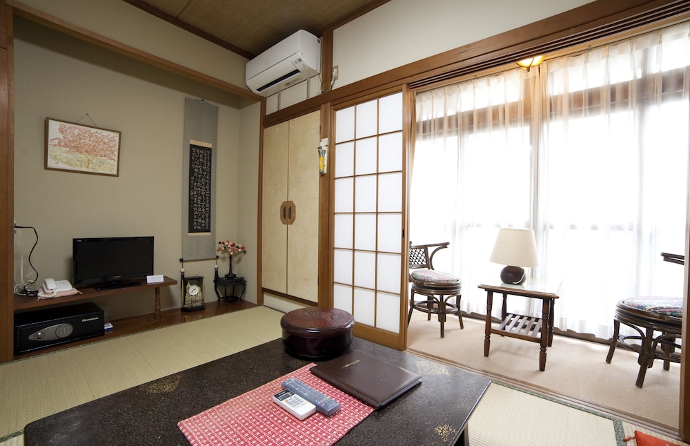 日の出屋旅館 東伊豆