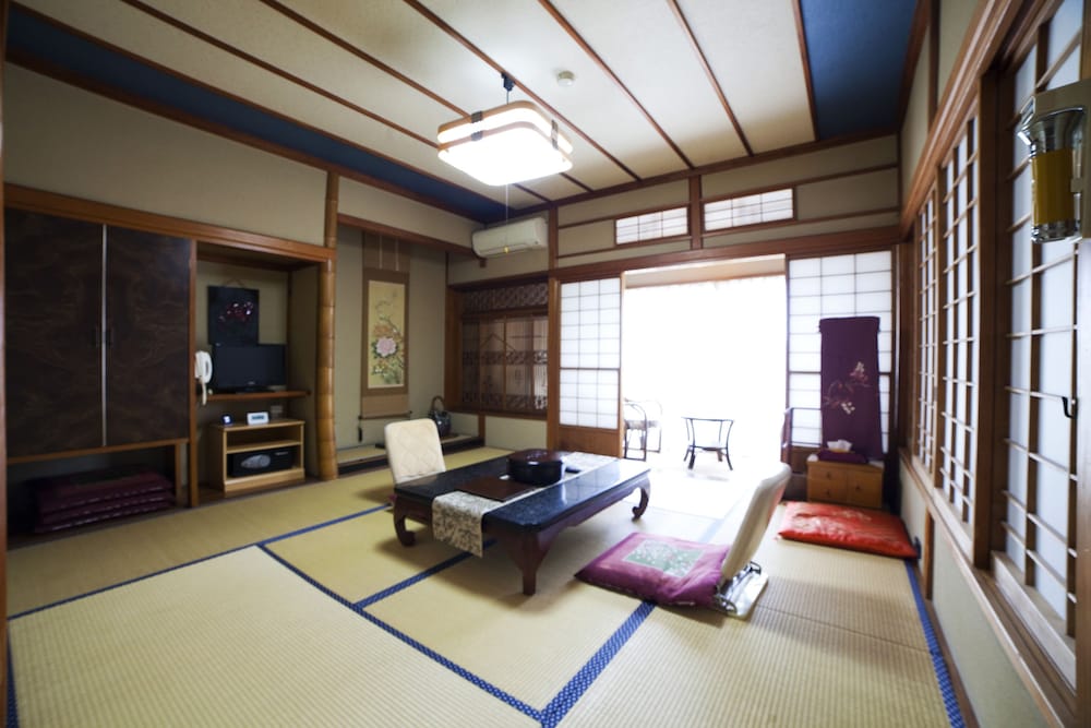 日の出屋旅館 東伊豆