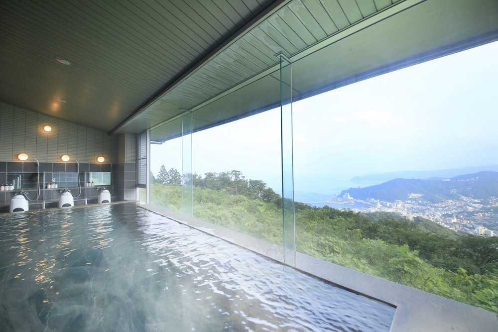 ホテルグランバッハ熱海クレッシェンド 東伊豆
