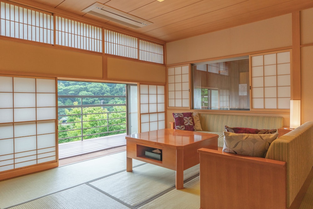 奈良偲の里 玉翠 -大人専用 東伊豆