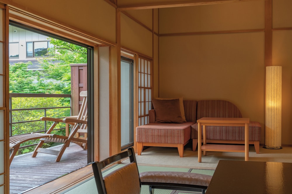 奈良偲の里 玉翠 -大人専用 東伊豆
