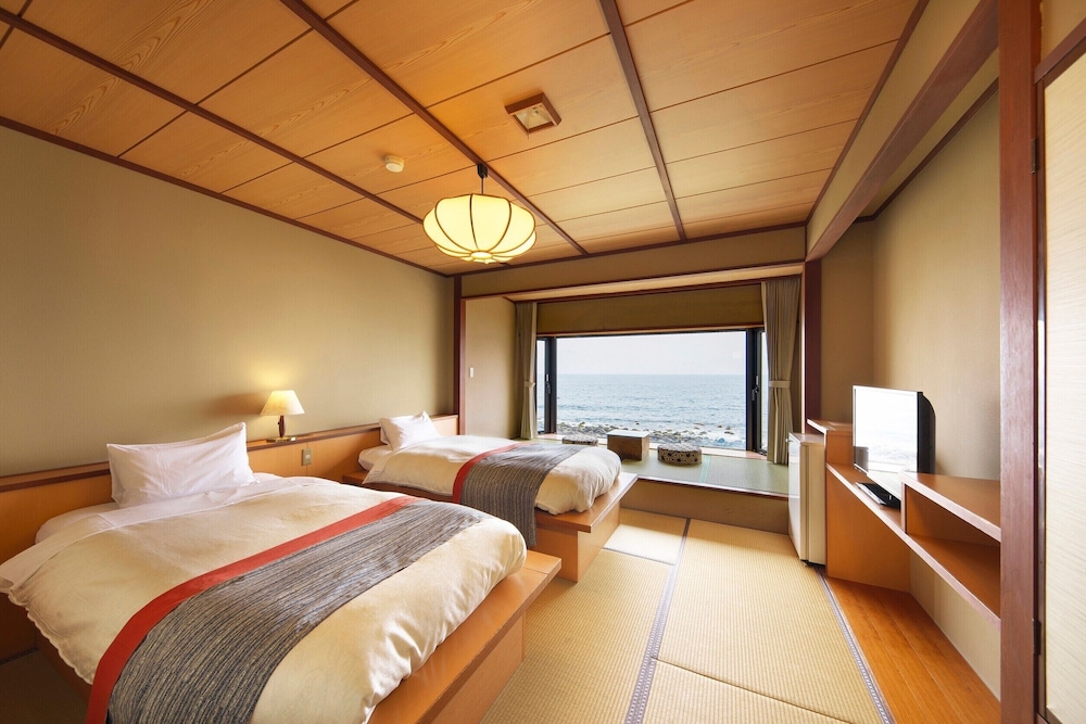 石花海 東伊豆