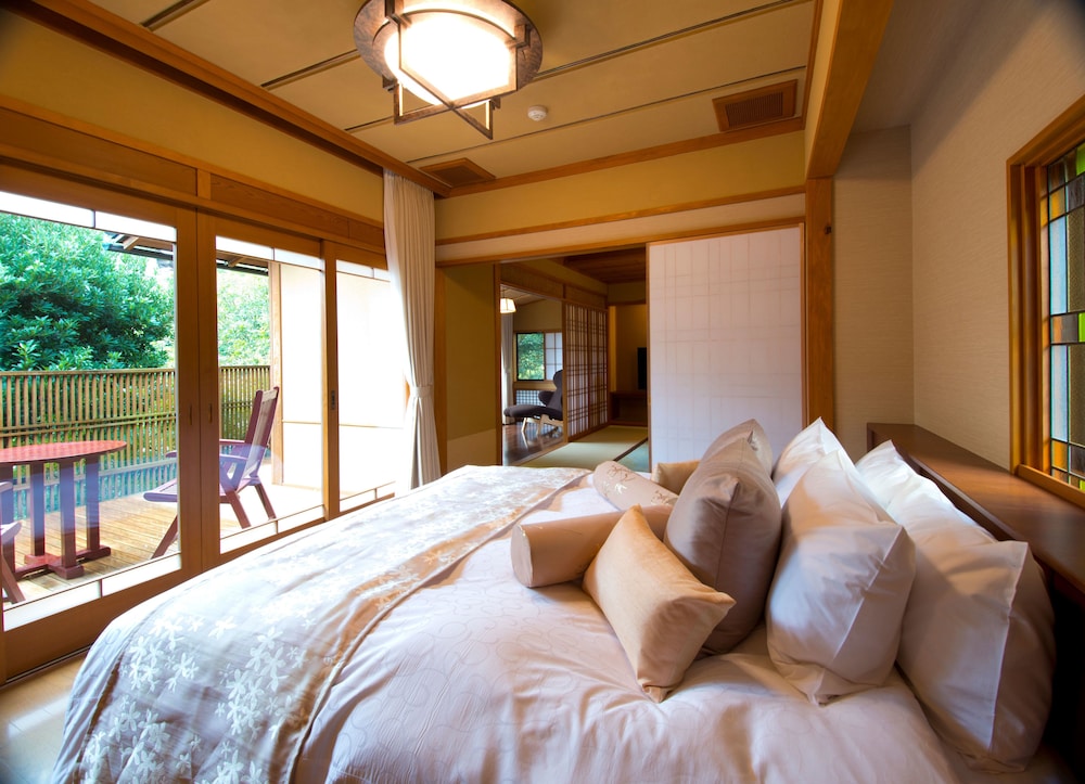 伊豆 伊東 浮山温泉 ABBA RESORTS IZU - 坐漁荘 熱海