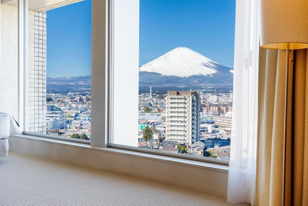 マースガーデンウッド御殿場 熱海