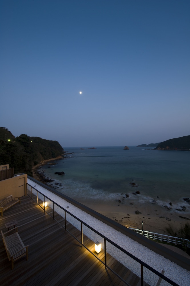 THE SPA RESORT 別邸 洛邑 熱海