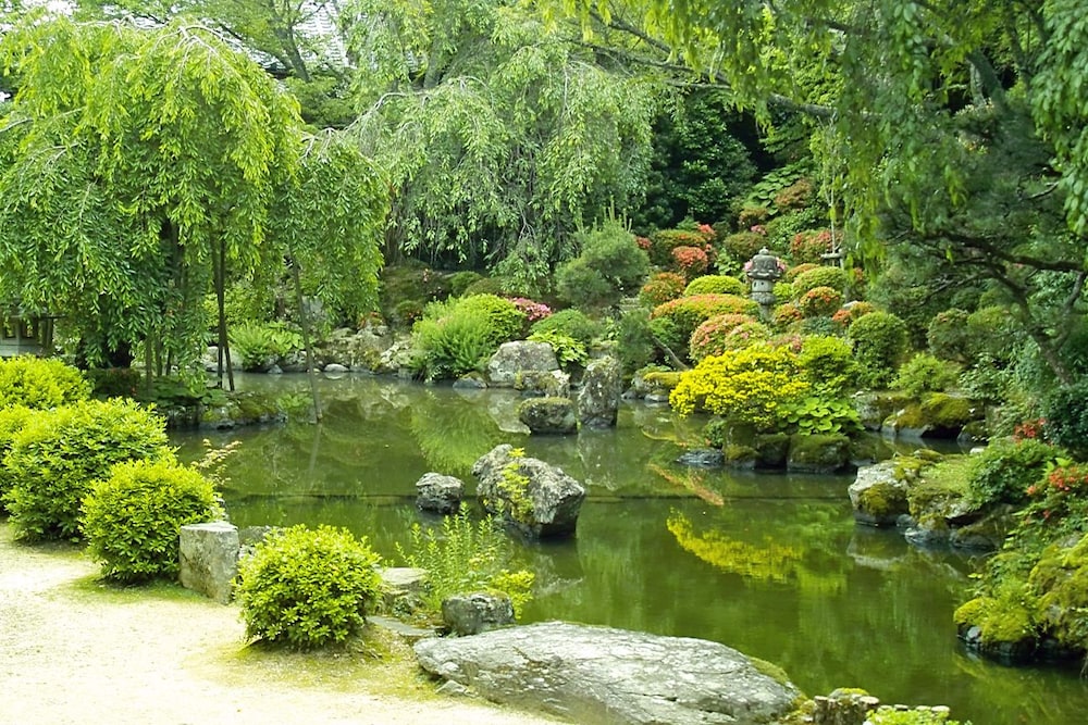 竹林院群芳園 奈良