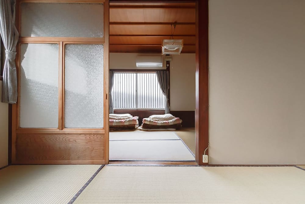 TARBO'S HOUSE NISHIKITSUJI : 無料駐車場付き、ペット可能 奈良