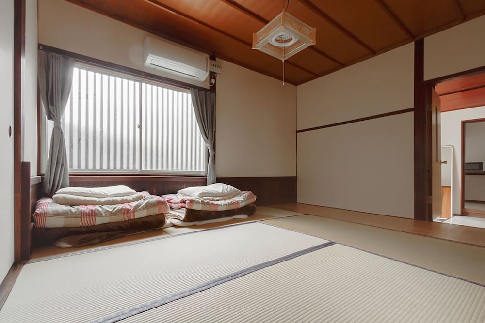 TARBO'S HOUSE NISHIKITSUJI : 無料駐車場付き、ペット可能 奈良